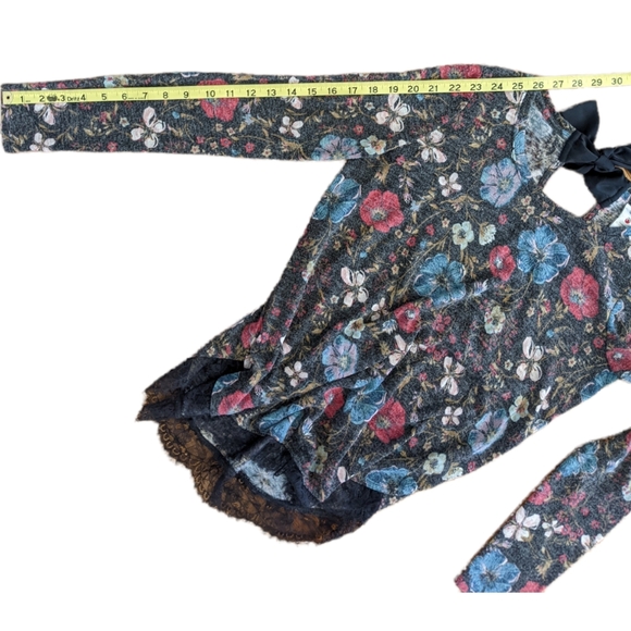 Disney by Lauren Conrad Multicolor Floral Top Size Small - Picture 14 of 14